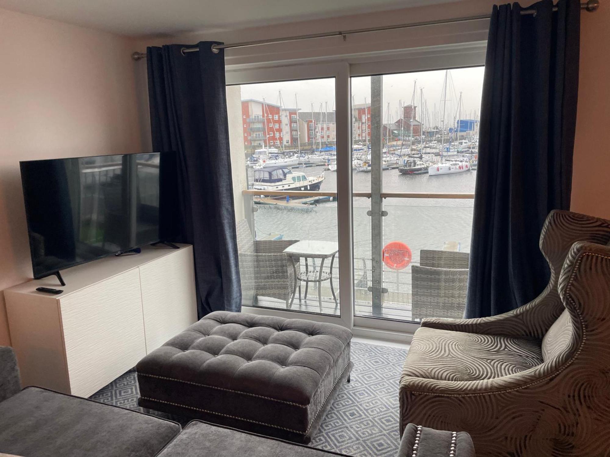 Appartamento Harbour Bliss Ardrossan Esterno foto
